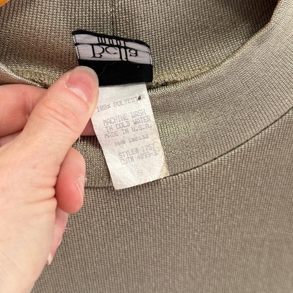 Bella Mode USA Metallic Short-Sleeve Mock-Neck Sweater Small - Picture 7 of 7